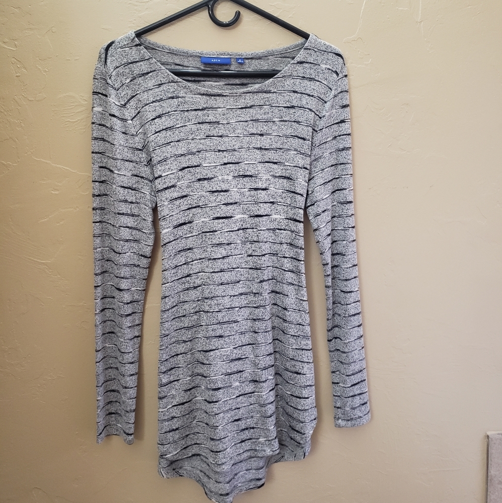 Sweater/cardigan